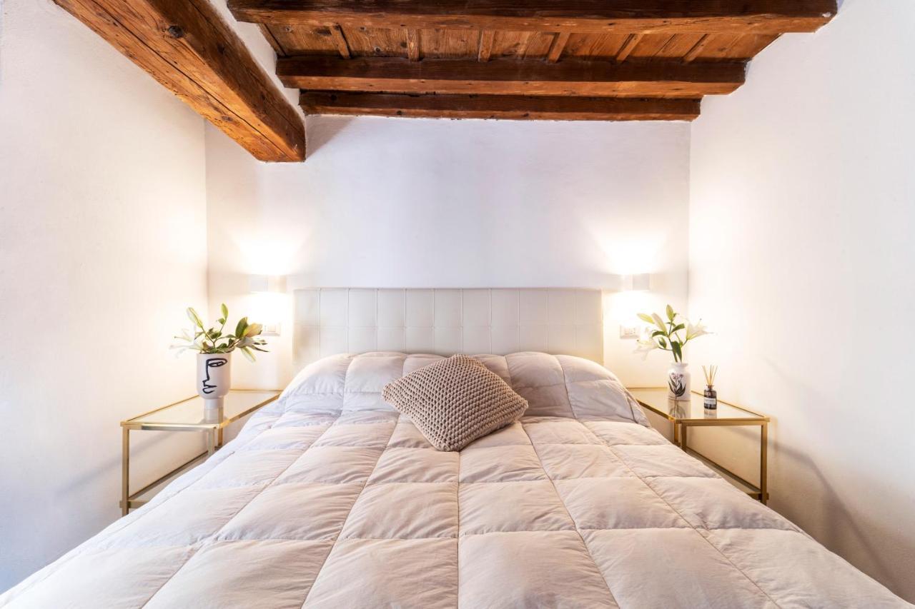 Palazzovilla Historic Building Luxury Suite Florens Exteriör bild