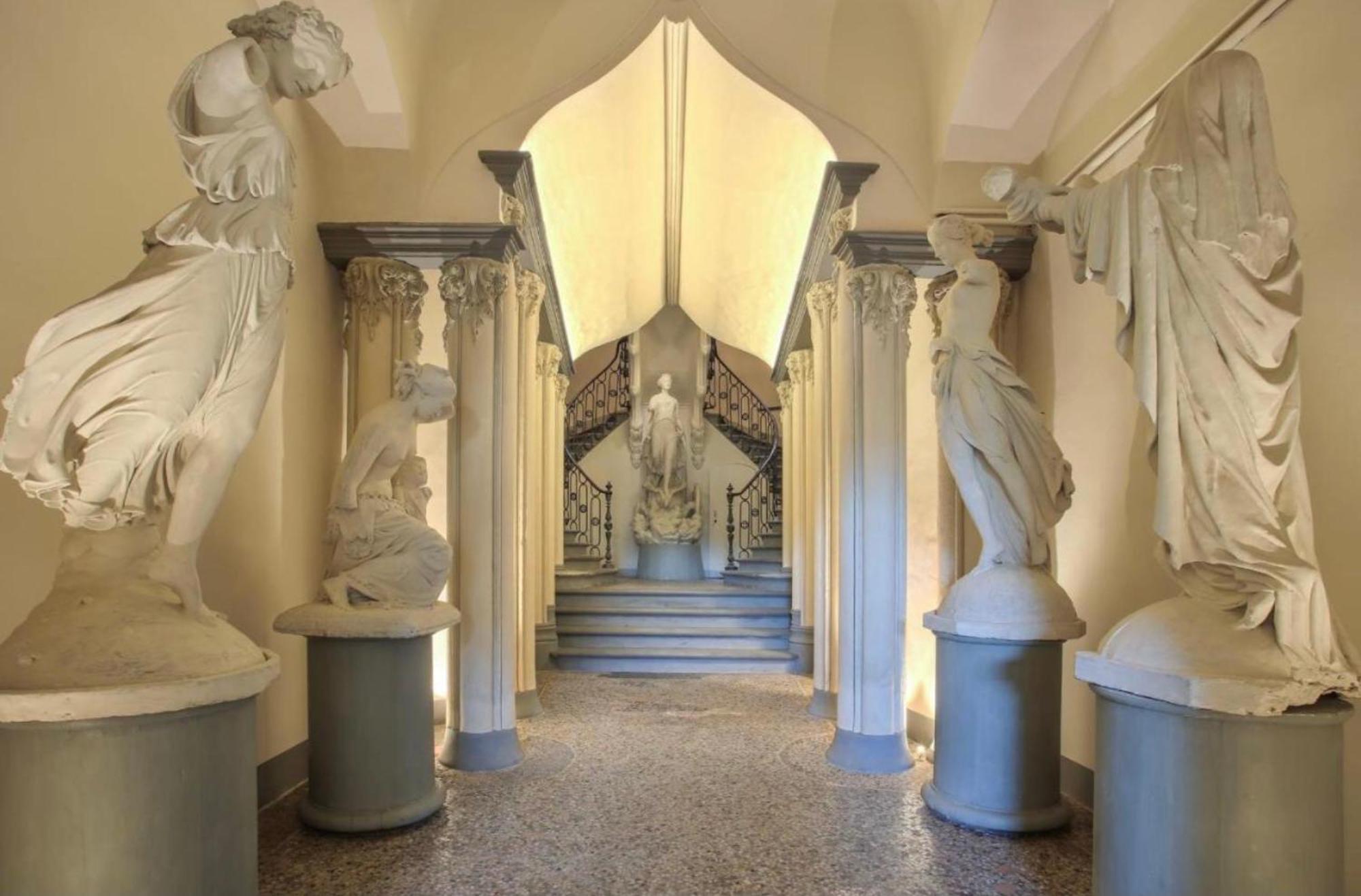 Palazzovilla Historic Building Luxury Suite Florens Exteriör bild